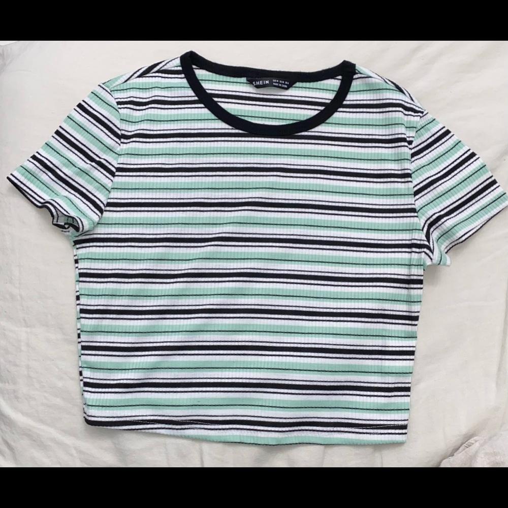 cropped green short sleeve striped shirt (womens) size Medium